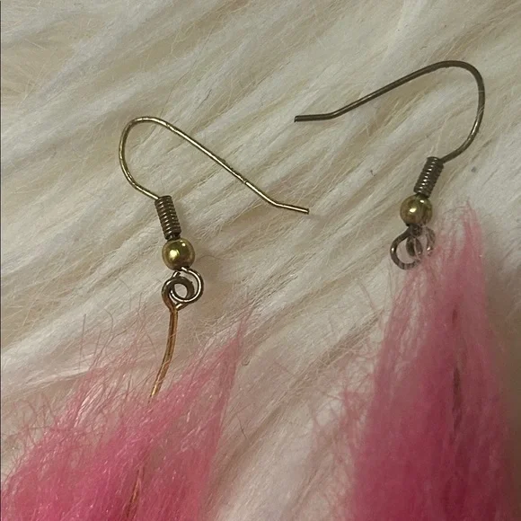 90โs vintage pink hair troll kitschy doll earrings - Picture 2 of 3